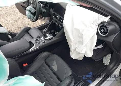 2021 Alfa Romeo Giulia Ti Sport Awd from USA, damaged, VIN ZARFANBN3M7647010